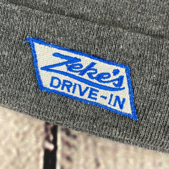 Zeke’s drive in patch beanie - Picture 2 of 5